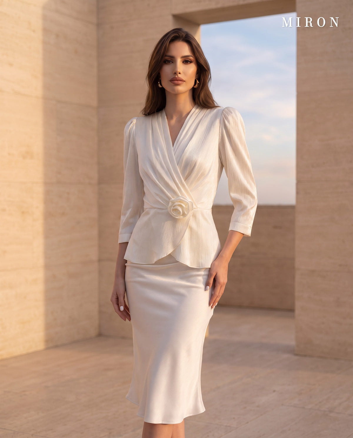 White Set With Flower - MIRON